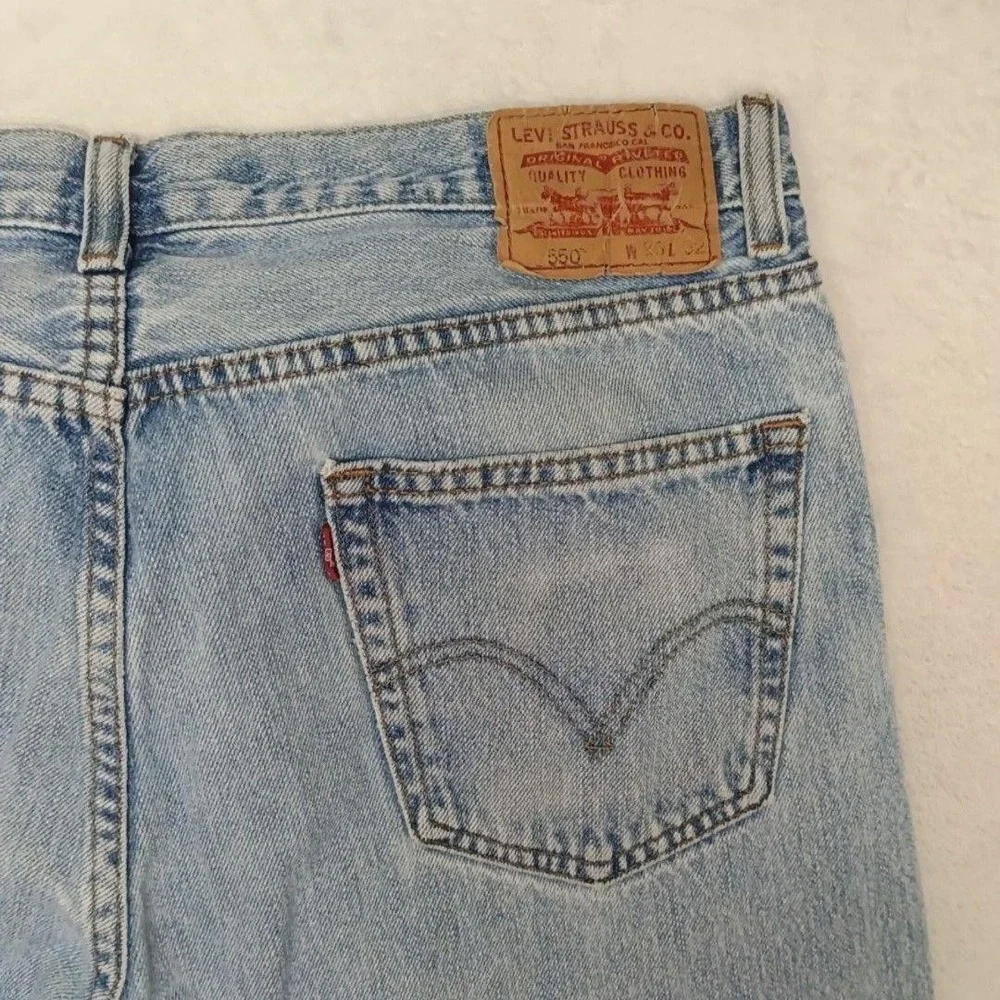 Levis 550 Jeans Mens 35x31 Blue Y2k Relaxed Tapered Light Wash Denim 5-Pocket